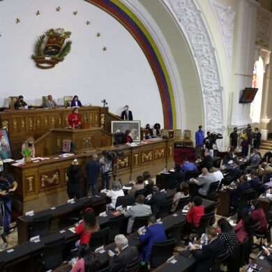 Asamblea inicia sesiones