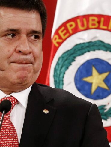 Sancionan a Cartes por corrupto