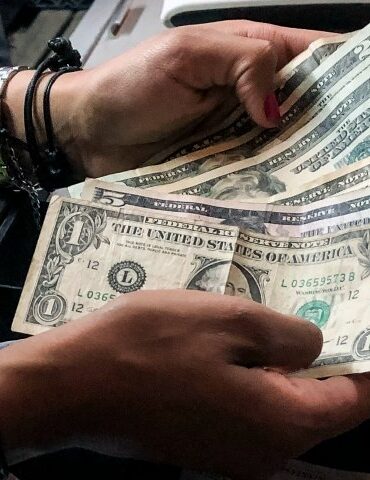 Economía se desaceleró a fines de 2022