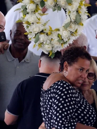 Escándalo por selfie de Inantino