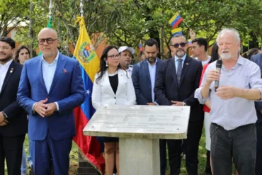 Venezuela recupera sede