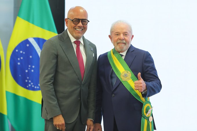 Jorge Rodríguez a Brasil