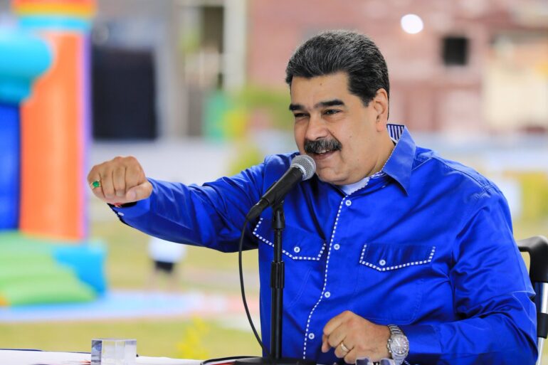 Maduro listo para retomar relaciones con EEUU