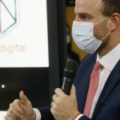 Maniglia sobre crecimiento del sector bancario