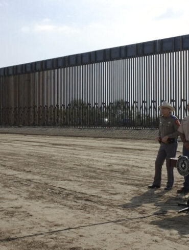 Texas construirá muro
