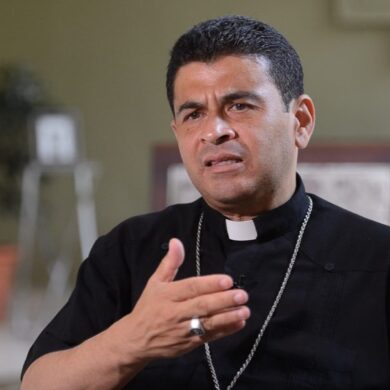 Obispos nicaraguenses