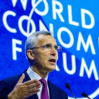 OTAN pide armas pesadas para Ucrania