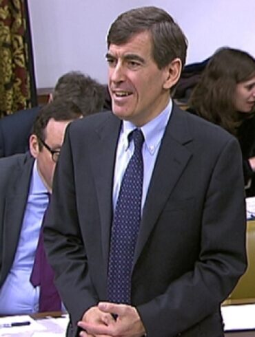 Reino Unido desconoce a Maduro