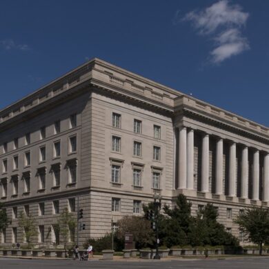 Republicanos quieren eliminar SRI