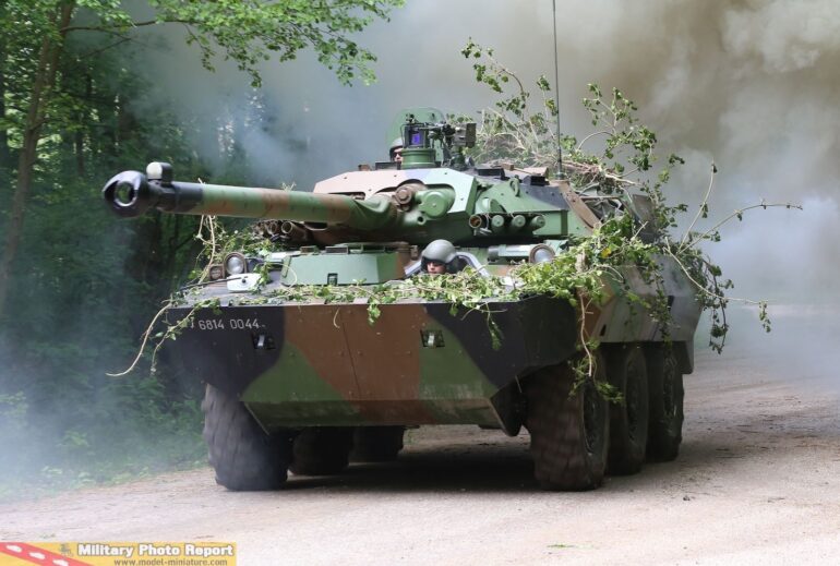 Francia entregará tanques a Ucrania