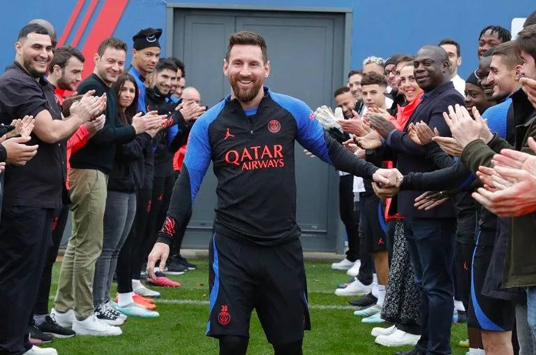 Messi retorna al PSG