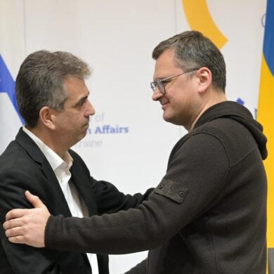 Cohen en Kyiv