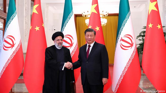 Irán y China reunidos
