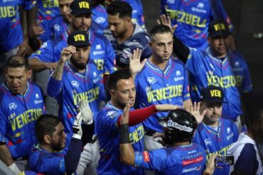 Leones derrotan a Curazao