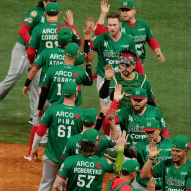 México domina la Serie