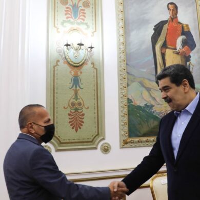 Rosales pide quitar las sanciones