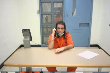 Publican audo de Saab