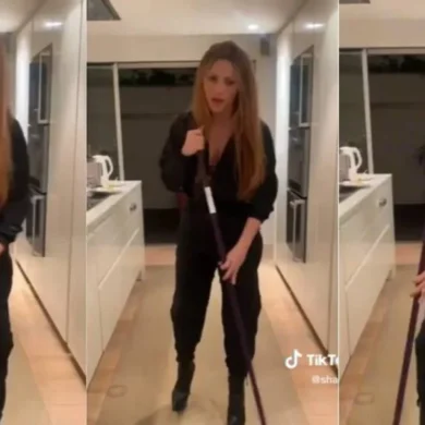 Shakira limpiando
