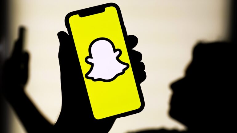 Snapchat lanza su propio chatbot
