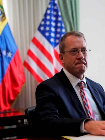 Story desmiente cuento de los mil millones