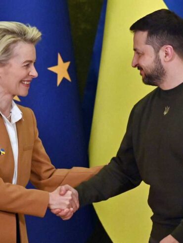 Ursula reunida con Zelenski