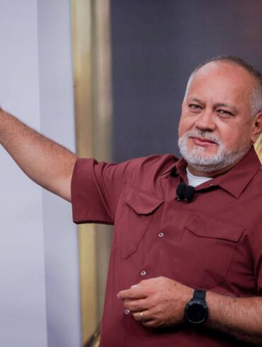 Cabello sobre Fuerza Vecinal