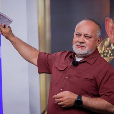 Cabello sobre Fuerza Vecinal