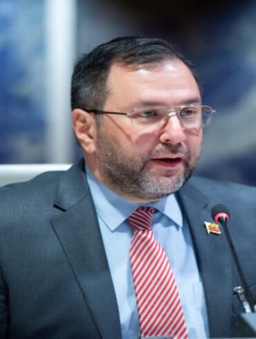 Canciller Gil