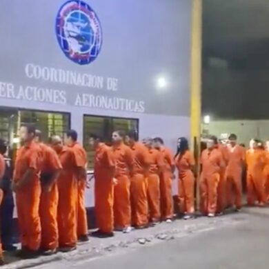 Implosión de la revolución