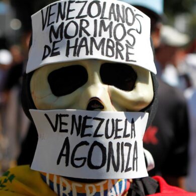 : Las consecuencias políticas de la Crisis Humanitaria Compleja