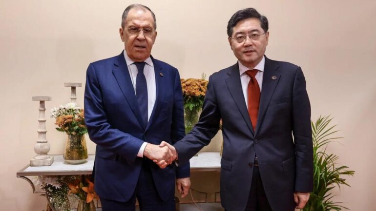 Reunión de ministros de Rusia y China