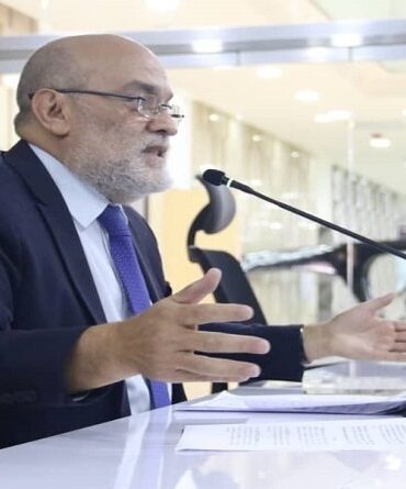 Molina y las sanciones