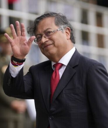 Petro pide investigar a su hijo