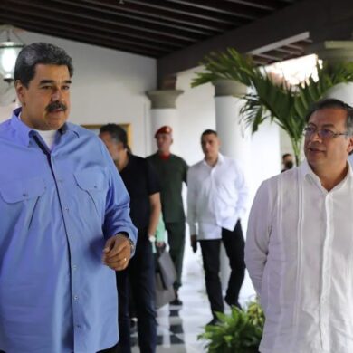 Reunión Petro Maduro