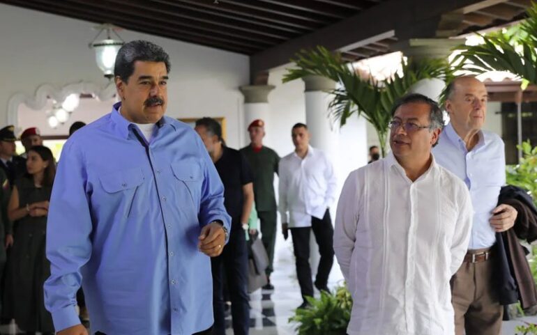 Reunión Petro Maduro