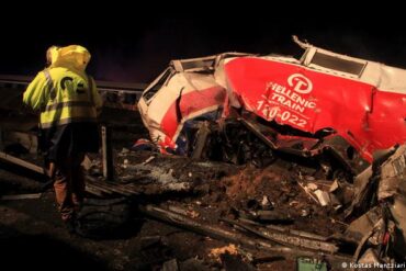 Choque de trenes en Grecia