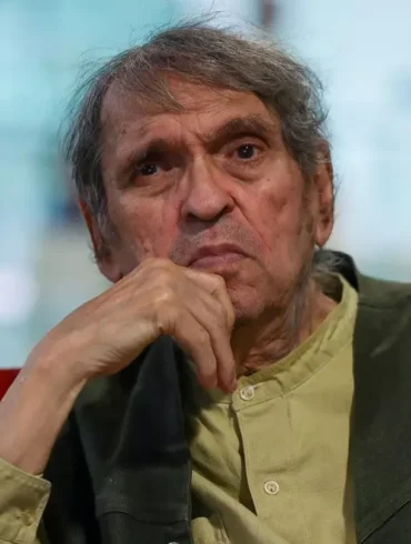 Rafael Cadenas homenajeado