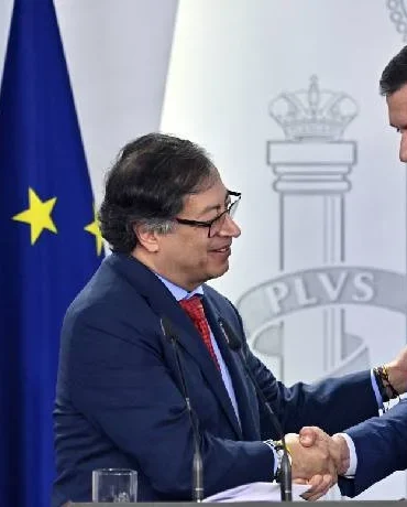 Petro en España
