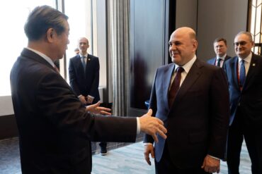 Primer ministro ruso llega a China