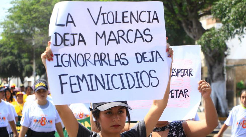 Feminicidios