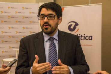 Asdrubal Oliveros