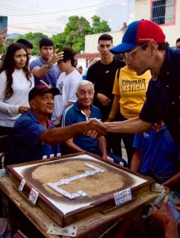 Capriles
