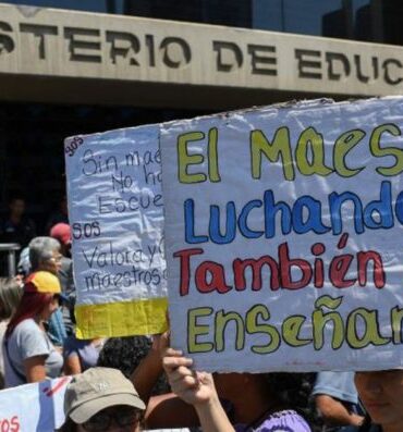 MAESTROS