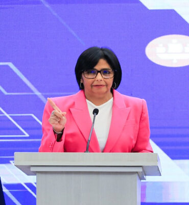 DELCY RUSIA
