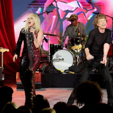 STONES GAGA