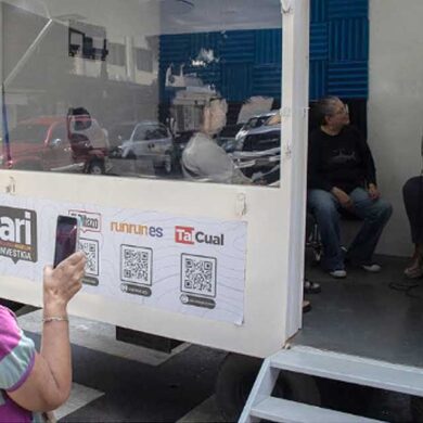 ARI MOVIL