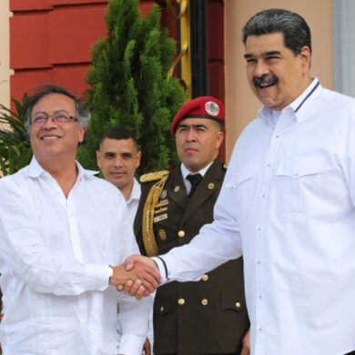 MADURO PETRO