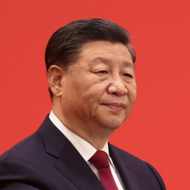 XI