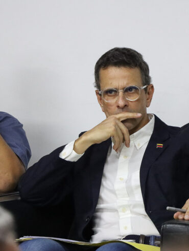 CAPRILES