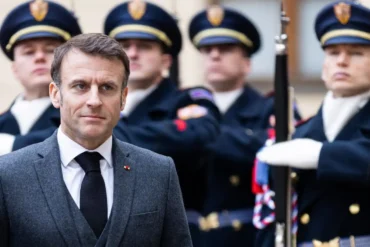 MACRON